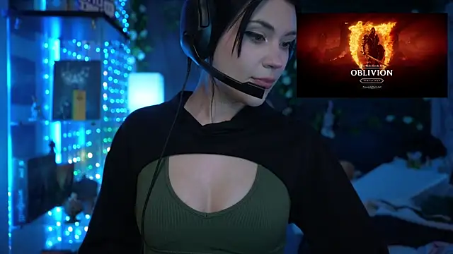 Snapshot of littlelune chatting on January 7, 2026, 3:09 am littlelune online show from January 7, 2026, 3:09 am