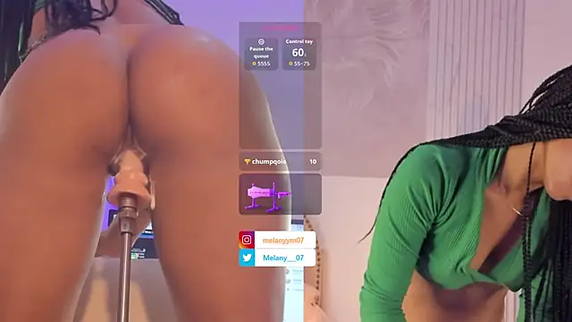 Snapshot of Melany__08 chatting on October 20, 2025, 1:11 pm Melany 08 online show from October 20, 2025, 1:11 pm