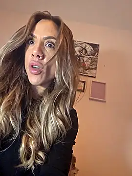 Miss J888 online show from November 26, 2025, 10:55 pm