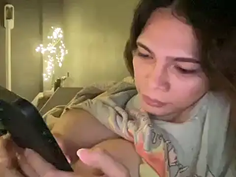 urhotfucker69 online show from June 19, 2026, 10:46 pm