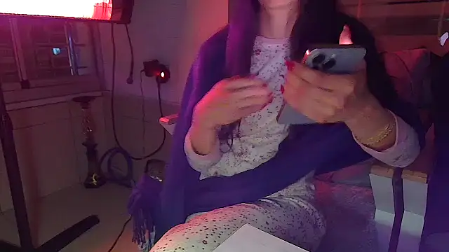 FenaLady online show from January 6, 2026, 9:50 pm