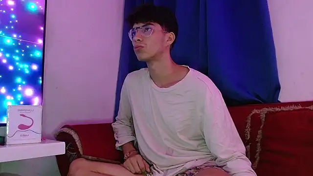 Dylann west online show from March 7, 2026, 2:41 am