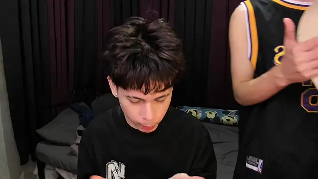 hotfreshdior online show from February 8, 2026, 1:36 pm