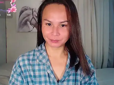 holly bitch online show from January 12, 2026, 2:17 am