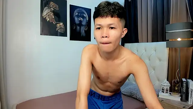 crazyasiantwink online show from September 13, 2025, 5:46 pm