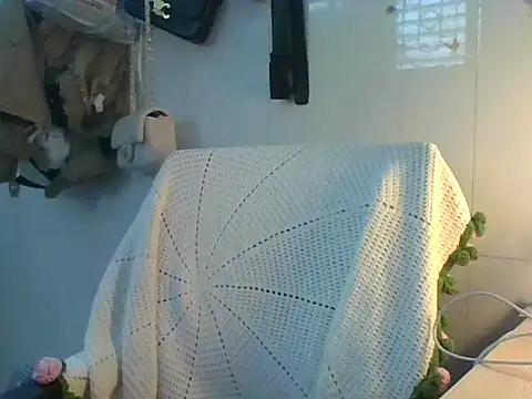 Linzly online show from March 24, 2026, 2:49 am