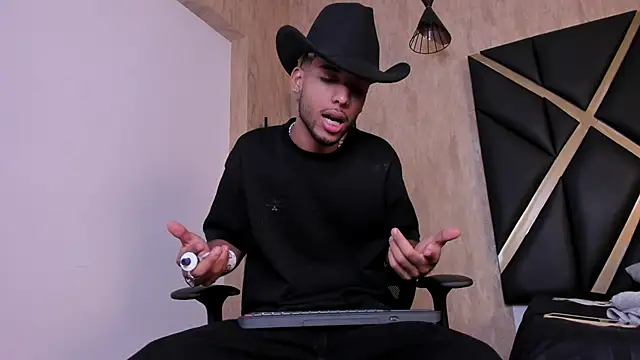 Thiagoferreti online show from September 19, 2025, 3:30 am