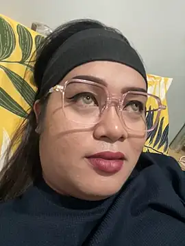 YourSweet-mich online show from September 22, 2025, 2:30 pm