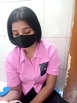 Hot Jaanvi  online show from October 27, 2025, 6:12 pm