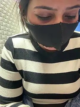 Hot Jaanvi  online show from February 5, 2026, 7:02 am