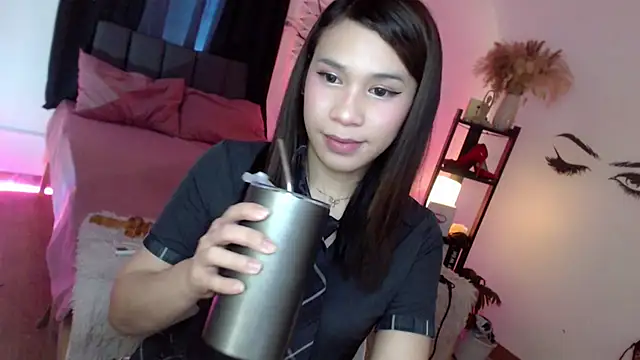 Veniceseduction online show from September 24, 2025, 4:49 am