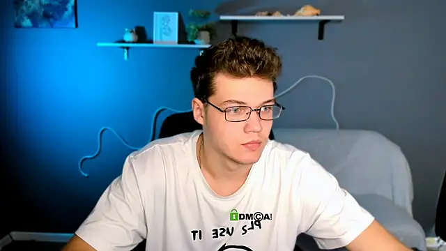 lucas long  online show from October 20, 2025, 8:48 am