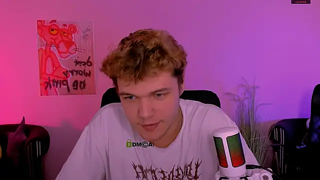 lucas long  online show from December 17, 2025, 9:48 am