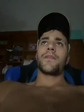 Snapshot of aavrdvh33 chatting on October 2, 2025, 1:12 am aavrdvh33 online show from October 2, 2025, 1:12 am