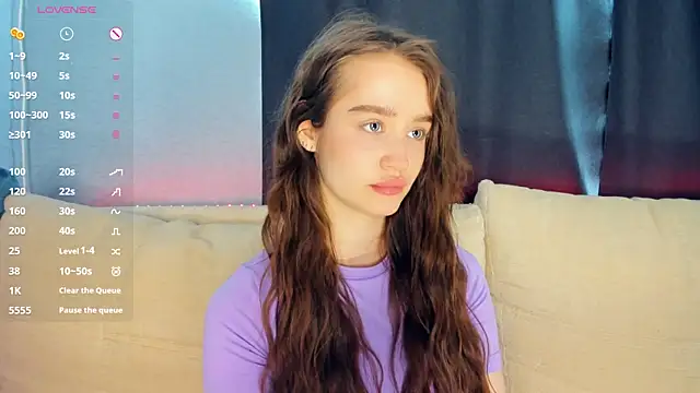 lovelyalivia online show from March 29, 2026, 8:25 am