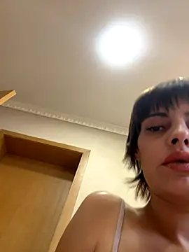 sweetchery999999 online show from September 9, 2025, 3:44 pm