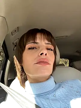 sweetchery999999 online show from October 15, 2025, 11:21 am