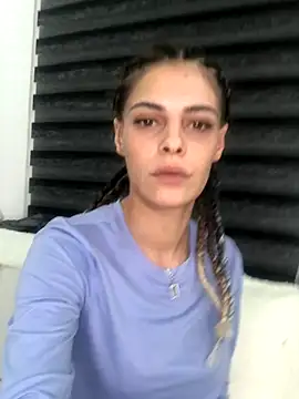 sweetchery999999 online show from November 30, 2025, 4:33 pm