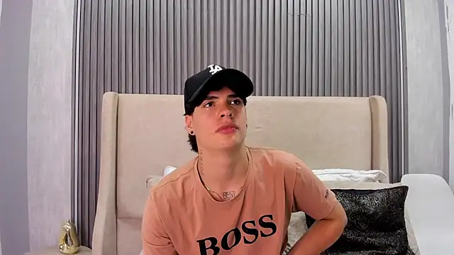 BenitoSaenz online show from October 11, 2025, 3:28 am