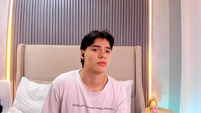 BenitoSaenz online show from November 14, 2025, 10:36 am