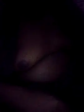 OnlyMoneyIwanT online show from November 26, 2025, 12:44 am