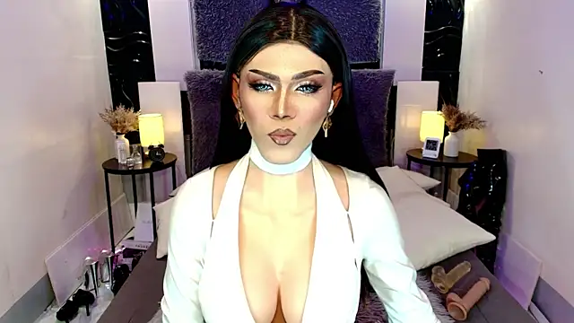 Snapshot of TatianaWil chatting on February 28, 2026, 8:15 am TatianaWil online show from February 28, 2026, 8:15 am