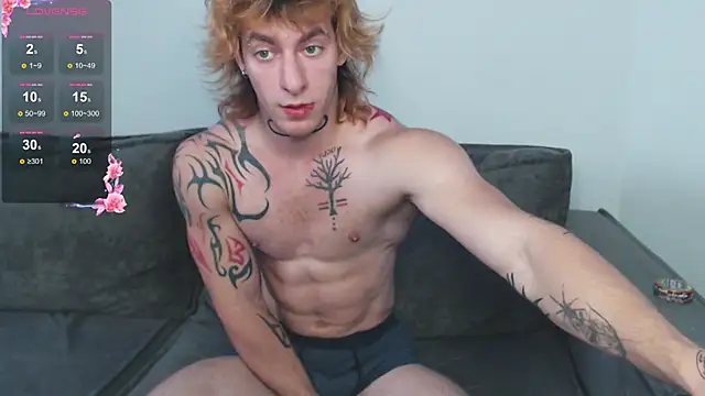 Snapshot of Brendan__Piks chatting on October 14, 2025, 10:27 am Brendan  Piks online show from October 14, 2025, 10:27 am