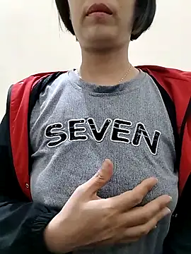 love sexy090 online show from December 14, 2025, 11:53 pm