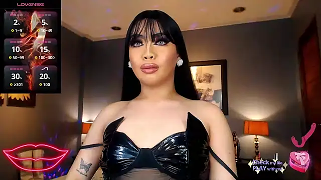 FridaHumphrey online show from February 24, 2026, 6:39 pm