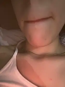 Mimisixo online show from September 12, 2025, 3:56 pm