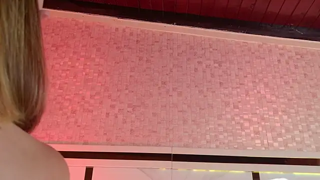 ambar rosse25 online show from November 21, 2025, 11:42 am