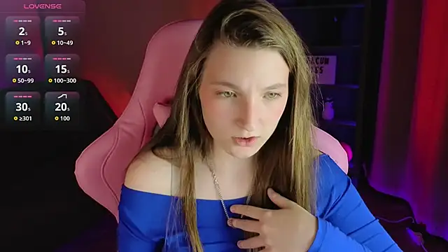 Mia Myles online show from November 30, 2025, 1:15 pm