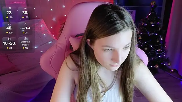 Mia Myles online show from December 16, 2025, 11:26 am