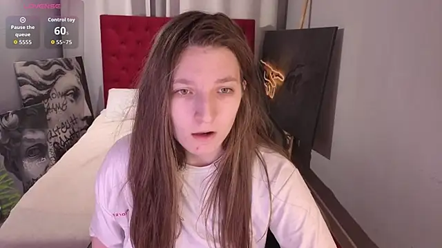 Mia Myles online show from March 4, 2026, 2:23 pm