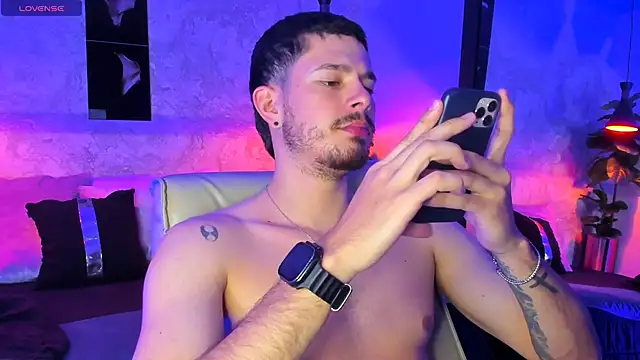 nils saint online show from December 22, 2025, 10:34 am