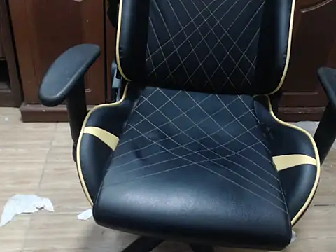 Snapshot of kontaq chatting on October 15, 2025, 8:31 pm kontaq online show from October 15, 2025, 8:31 pm