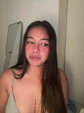 urasianlady online show from November 10, 2025, 4:28 pm