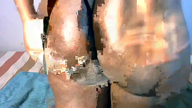 shy-lillyX22 online show from December 23, 2025, 8:23 am