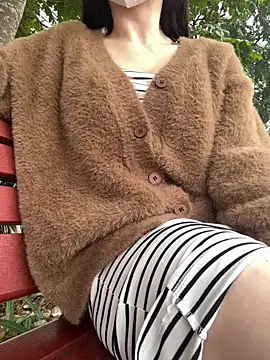 Snapshot of Meii-meyy chatting on February 6, 2026, 5:34 am Meii-meyy online show from February 6, 2026, 5:34 am