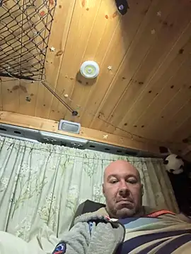 annubis69 online show from October 7, 2025, 2:47 pm