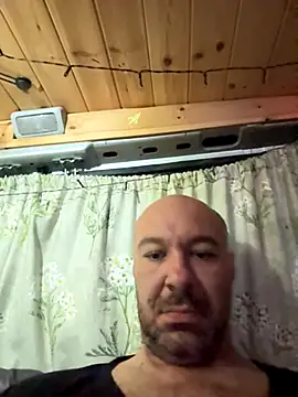 annubis69 online show from October 10, 2025, 1:43 pm