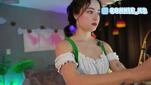 Sonnie mami online show from October 3, 2025, 1:52 pm