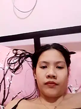 sweetcherry23 online show from December 22, 2025, 8:33 am