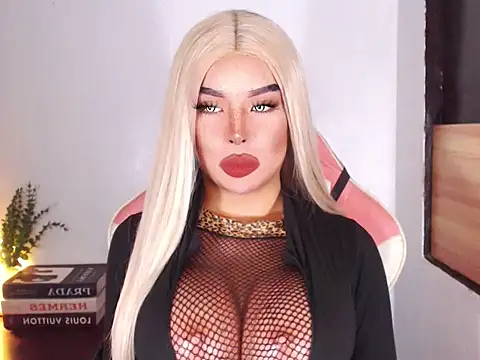 NataliaFernandezz online show from March 12, 2026, 5:19 pm