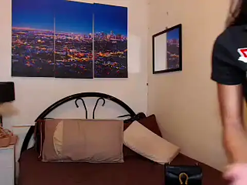 Snapshot of DAYANARAHFOX chatting on September 20, 2025, 9:10 am DAYANARAHFOX online show from September 20, 2025, 9:10 am