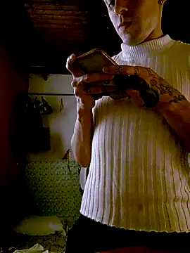 anaboleyn online show from November 28, 2025, 7:05 pm