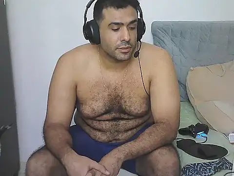 morenocabro10 online show from March 25, 2026, 7:58 am