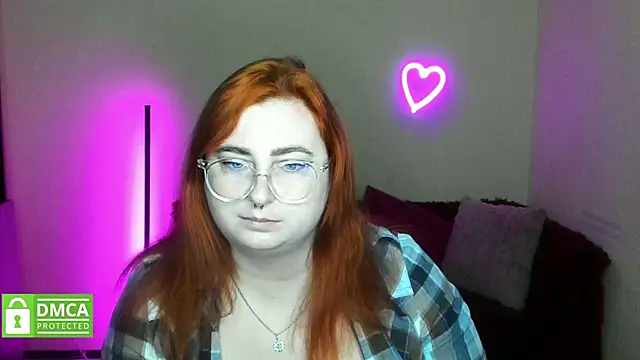 Alicia love00 online show from November 3, 2025, 12:28 pm