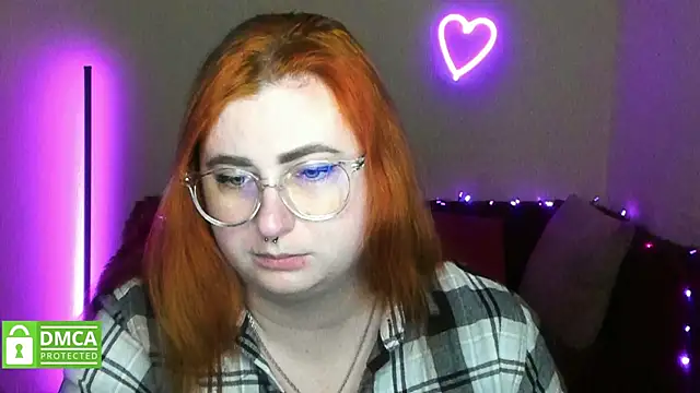 Alicia love00 online show from December 15, 2025, 6:28 am