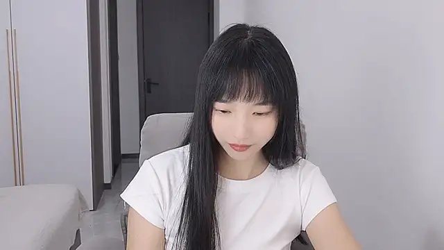 Lisa-3333 online show from September 11, 2025, 3:01 pm